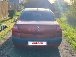 2004 Renault Megane II, красный, 185000 рублей, вид 3