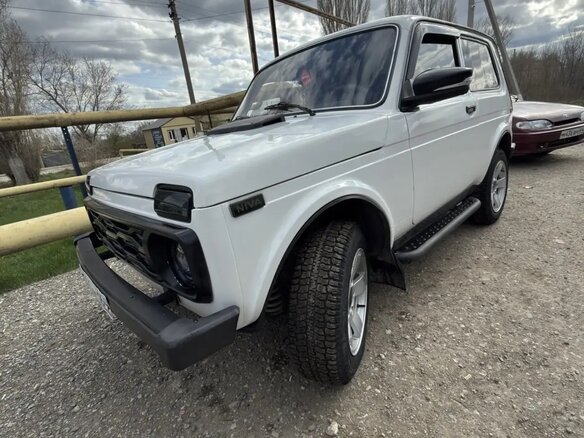 1999 Lada (ВАЗ) 2121 (4x4) I Рестайлинг, белый, 350000 рублей