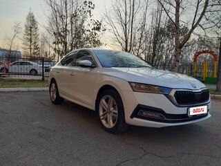 2021 Skoda Octavia IV (A8), белый, 2300000 рублей, вид 2