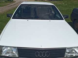 1984 Audi 100 III (C3), белый, 300000 рублей, вид 1
