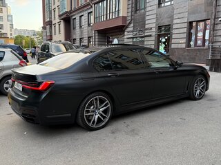 2019 BMW 7 серии Long 730Ld xDrive VI (G11/G12) Рестайлинг, чёрный, 5600000 рублей, вид 5