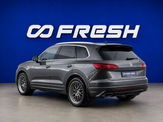 2019 Volkswagen Touareg III, серый, 4498055 рублей, вид 2