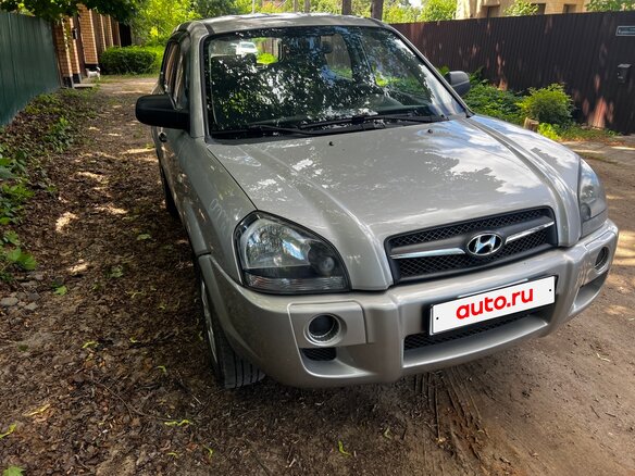 2008 Hyundai Tucson I, серебристый - вид 1