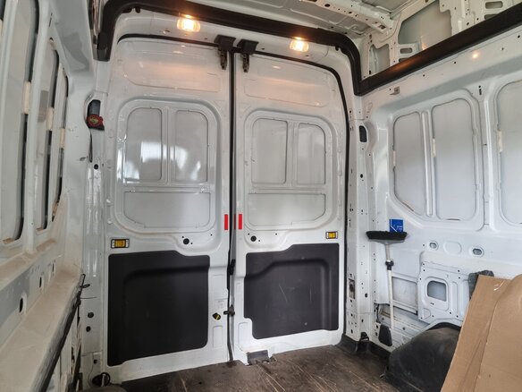 2017 Ford Transit, белый, 1800000 рублей - вид 8