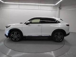 2021 Honda Vezel II, белый, 1250000 рублей, вид 2