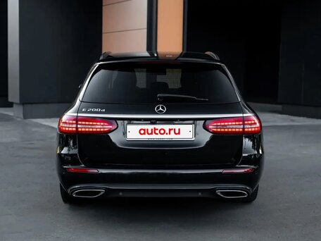 2020 Mercedes-Benz E-Класс 200 d V (W213, S213, C238) Рестайлинг, чёрный, 2600000 рублей, вид 4