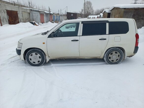 2005 Toyota Probox I, белый, 400000 рублей - вид 5