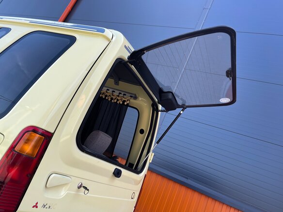 1991 Mitsubishi Minica Toppo VI, жёлтый, 2999999 рублей - вид 10
