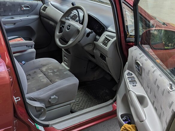 2002 Mazda Premacy I (CP), пурпурный, 280000 рублей - вид 9