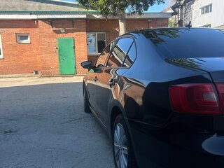 2014 Volkswagen Jetta VI Рестайлинг, чёрный, 600000 рублей, вид 5