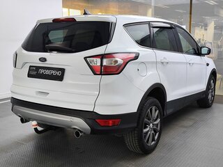 2017 Ford Kuga II Рестайлинг, белый, 1520000 рублей, вид 5
