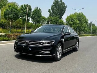 2023 Volkswagen Magotan B8 Рестайлинг, чёрный, 2589000 рублей, вид 1