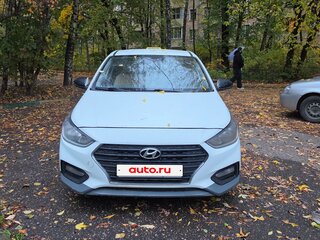 2019 Hyundai Solaris II, белый, 730000 рублей, вид 2