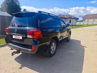 2015 Toyota Land Cruiser 200 Series Рестайлинг 1, чёрный, 5000000 рублей, вид 3