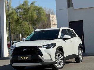 2022 Toyota Corolla Cross I, белый, 2045000 рублей, вид 2