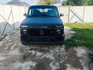 2015 Lada (ВАЗ) 2121 (4x4) Urban I Рестайлинг, чёрный, 550000 рублей, вид 1