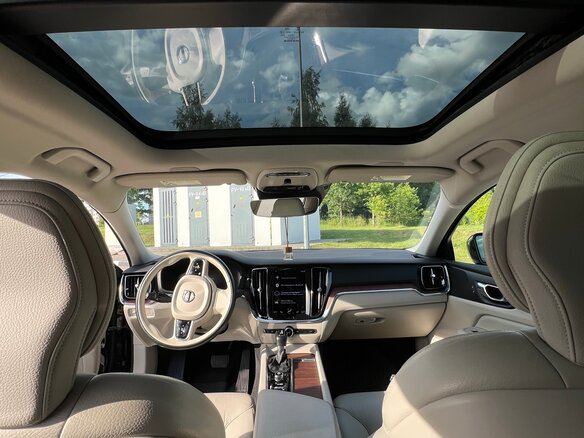 2020 Volvo S60 Mild Hybrid III, чёрный, 2250000 рублей - вид 8