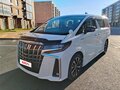 2018 Toyota Alphard III Рестайлинг, белый, 3999999 рублей - вид 3