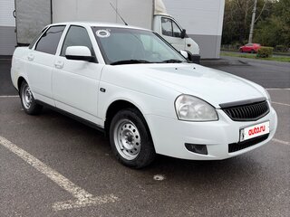 2018 Lada (ВАЗ) Priora I Рестайлинг, белый, 500000 рублей, вид 3