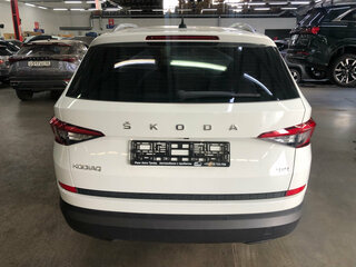 2020 Skoda Kodiaq I, белый, 2550000 рублей, вид 4