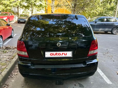 2005 Kia Sorento 5-speed I, чёрный, 445000 рублей, вид 3