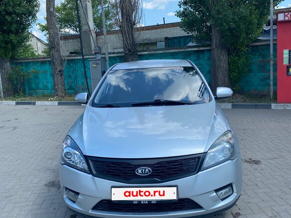 2010 Kia Ceed I Рестайлинг, серый, 780000 рублей - вид 1