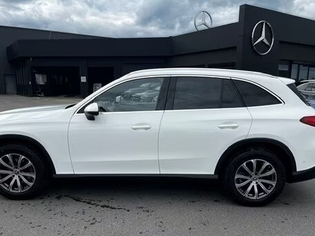 2025 Mercedes-Benz GLC 200 II (X254), белый, 6735563 рублей, вид 4