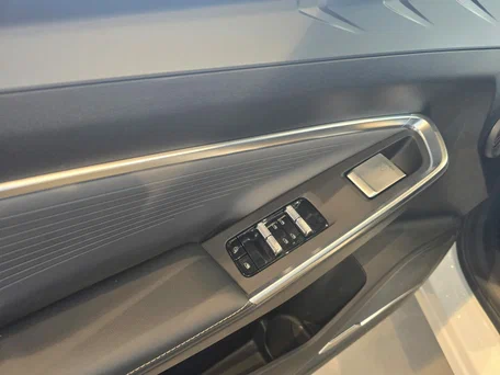 2026 Geely Cityray, белый, 3176466 рублей, вид 5