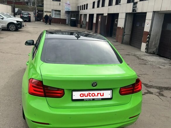 2012 BMW 3 серии 320i xDrive VI (F3x), зелёный - вид 5
