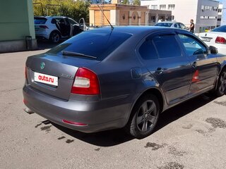 2010 Skoda Octavia II (A5) Рестайлинг, серый, 700000 рублей, вид 4