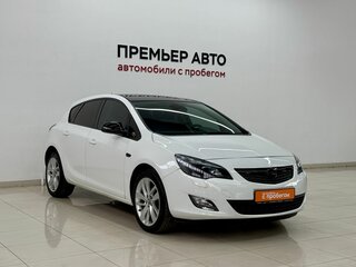 2011 Opel Astra J, белый, 615000 рублей, вид 3