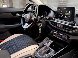2019 Kia Cerato IV, белый, 1849000 рублей, вид 4