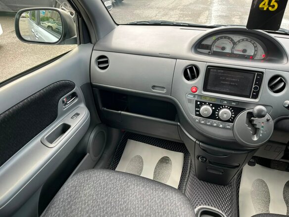 2013 Toyota Sienta I Рестайлинг 2, серый, 999000 рублей - вид 17