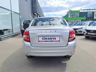 2026 Lada (ВАЗ) Granta I Рестайлинг, серебристый, 861300 рублей, вид 3