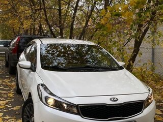 2017 Kia Cerato III Рестайлинг (Classic), белый, 1350000 рублей, вид 1