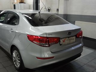 2016 Kia Rio III Рестайлинг, серый, 945000 рублей, вид 4