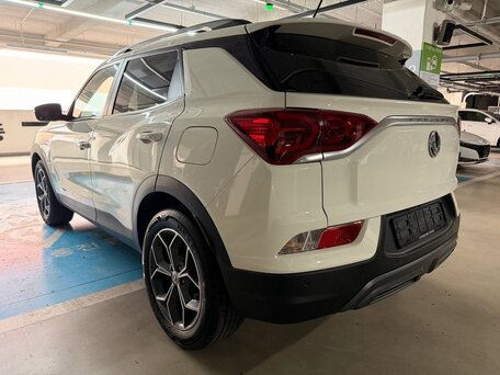 2020 SsangYong Korando IV, белый, 1650000 рублей, вид 5