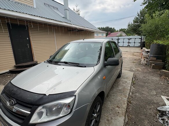 2014 Lada (ВАЗ) Granta I, серебристый, 250000 рублей - вид 3