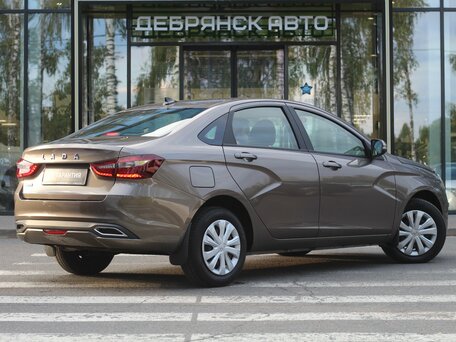2024 Lada (ВАЗ) Vesta I Рестайлинг (NG), коричневый, 1310000 рублей, вид 3