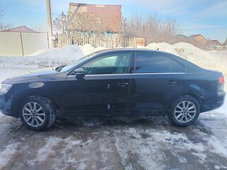 2013 Volkswagen Jetta VI, чёрный, 900000 рублей, вид 2
