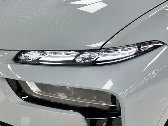 2026 BMW X7 40d I (G07) Рестайлинг, серый, 17999000 рублей - вид 11