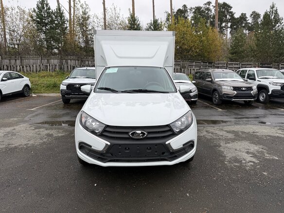 2026 LADA (ВАЗ) Granta, белый, 1899000 рублей - вид 2