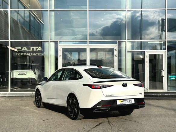 2024 Changan Lamore, белый, 2450000 рублей - вид 4