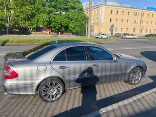 2008 Mercedes-Benz E-Класс 230 III (W211, S211) Рестайлинг, серый, 1300000 рублей, вид 3