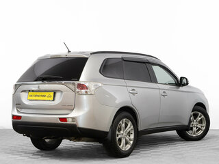 2013 Mitsubishi Outlander III, серебристый, 1499000 рублей, вид 4