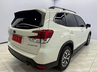 2022 Subaru Forester V Рестайлинг, белый, 2680000 рублей, вид 4