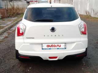 2016 SsangYong Tivoli I, белый, 1300000 рублей, вид 5