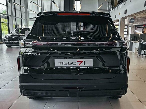 2025 Chery Tiggo 7L I, чёрный, 2939000 рублей - вид 5