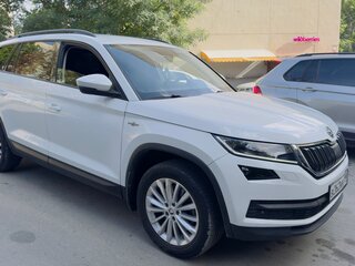 2019 Skoda Kodiaq I, белый, 2200000 рублей, вид 2