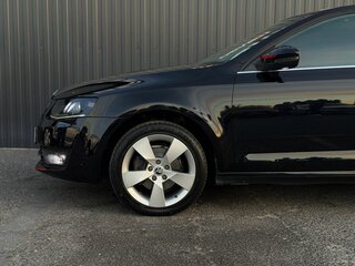 2015 Skoda Octavia III (A7), чёрный, 1550000 рублей, вид 5
